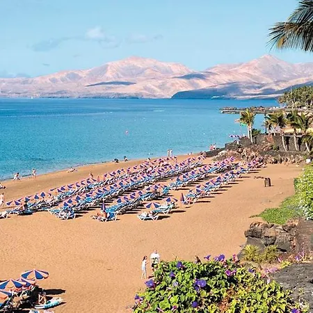 Gibshouse Megan Puerto del Carmen (Lanzarote)